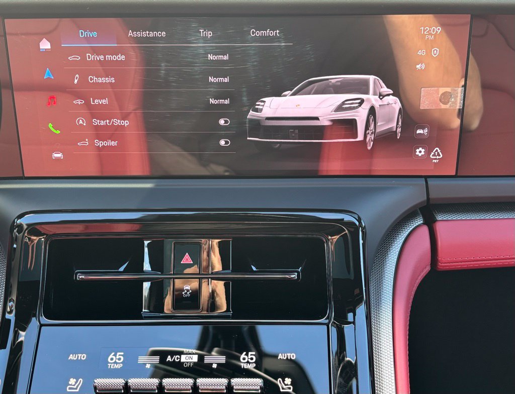 New 2026 Porsche Panamera RWD image 27