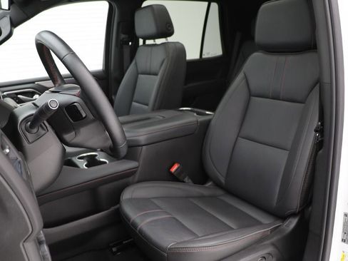 Used 2024 Chevrolet Tahoe RST image 18