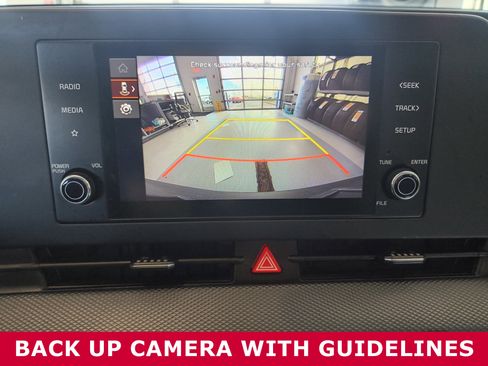 Used 2024 Kia Sportage LX image 13