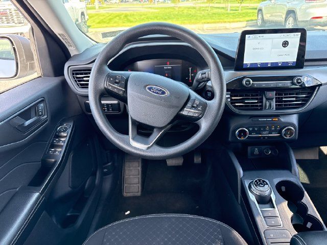 Used 2025 Ford Escape Active AWD/4WD image 21