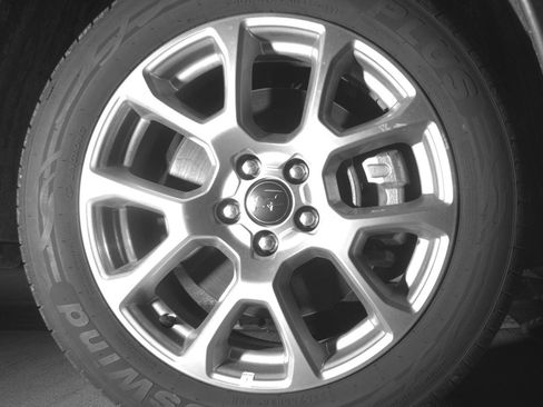 Used 2025 Jeep Compass Limited AWD/4WD image 13
