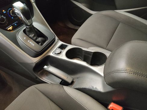 Used 2015 Ford Escape S image 26