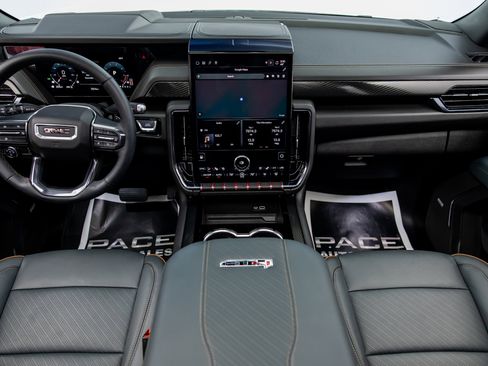 Used 2025 GMC Yukon AT4 w/ AT4 Premium Plus Package image 41