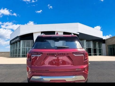 New 2027 GMC Terrain Denali w/ LPO, Black Badging Package AWD/4WD image 11