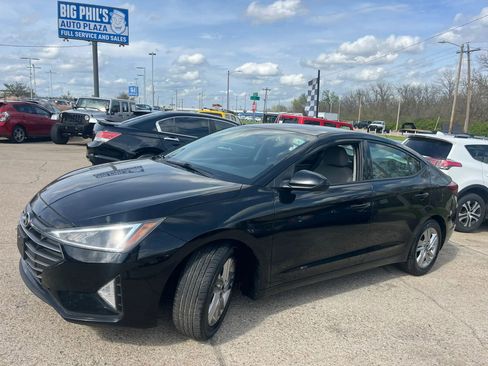 Used 2019 Hyundai Elantra SEL image 1