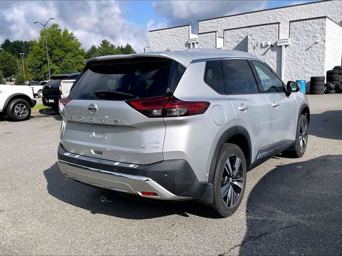 Used 2021 Nissan Rogue Platinum AWD/4WD image 5