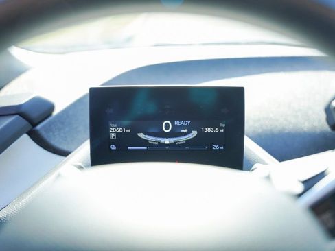 Used 2021 BMW i3 image 17