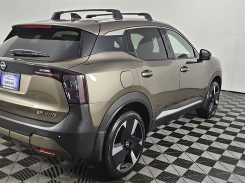 New 2026 Nissan Kicks SR w/ Cold Weather Package image 4