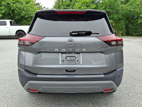 Used 2023 Nissan Rogue SV w/ SV Premium B Package AWD/4WD image 5