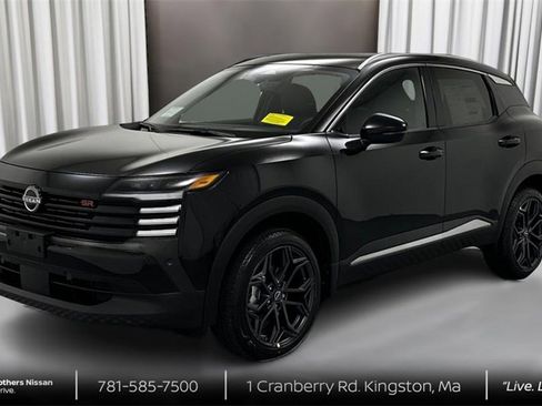 New 2025 Nissan Kicks SR w/ SR Premium Package image 1