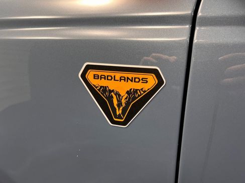 Used 2024 Ford Bronco Badlands image 23