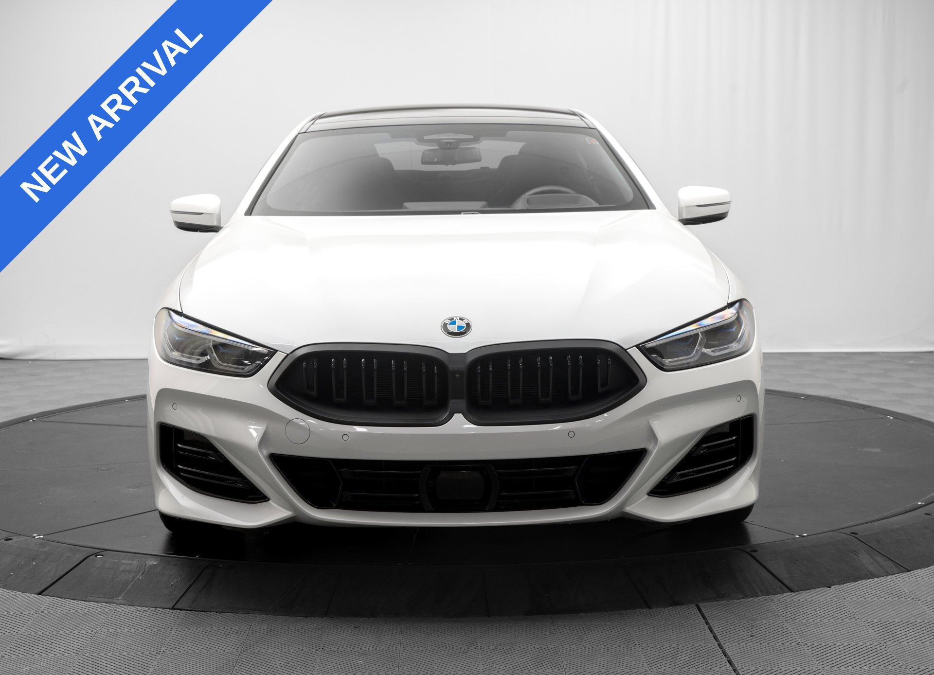 Used 2025 BMW 840i xDrive AWD/4WD image 2