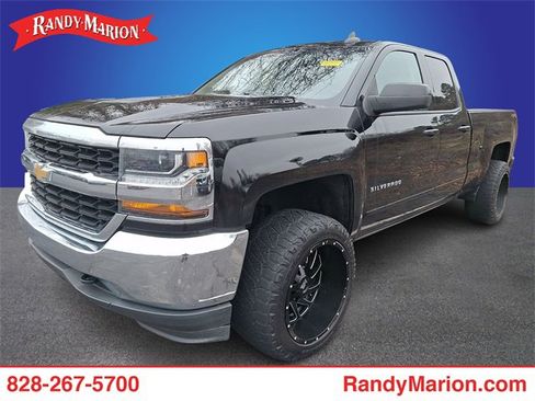 Used 2018 Chevrolet Silverado 1500 LT image 1