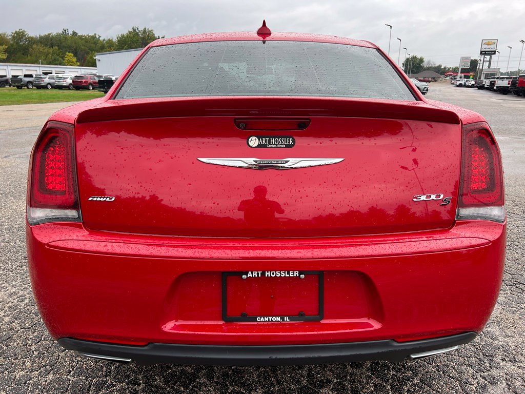 Used 2016 Chrysler 300 S AWD/4WD image 6