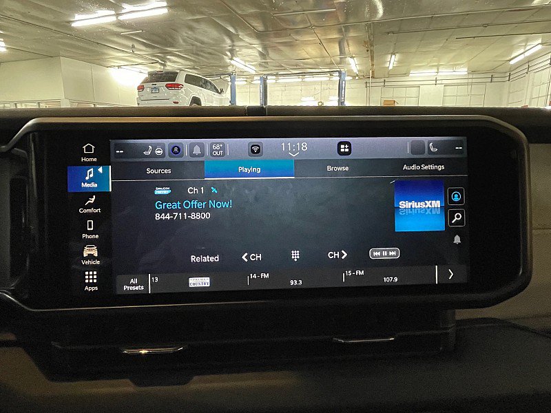 Used 2026 Jeep Wrangler Unlimited Sahara AWD/4WD image 12