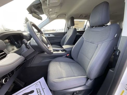 New 2026 Ford Explorer Active image 11