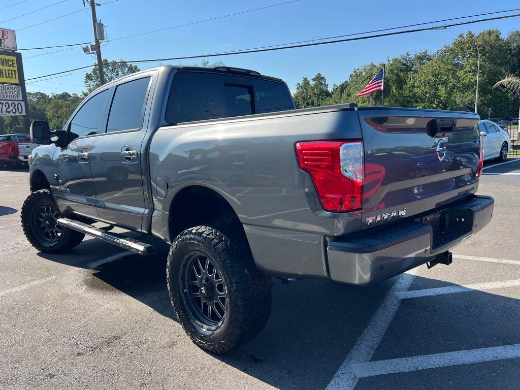Used 2021 Nissan Titan SV w/ SV Convenience Package AWD/4WD image 2