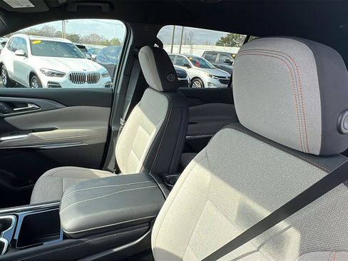 New 2026 Chevrolet Traverse LT image 15