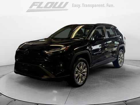 Used 2025 Toyota RAV4 XLE Premium w/ Weather Package AWD/4WD image 4
