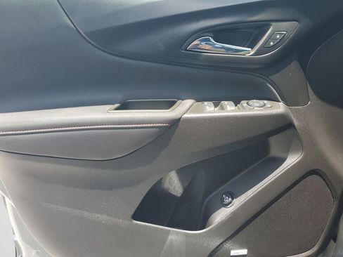 Used 2024 Chevrolet Equinox RS w/ RS Leather Package FWD image 19