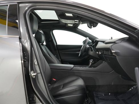 Used 2023 MAZDA MAZDA3 s image 10