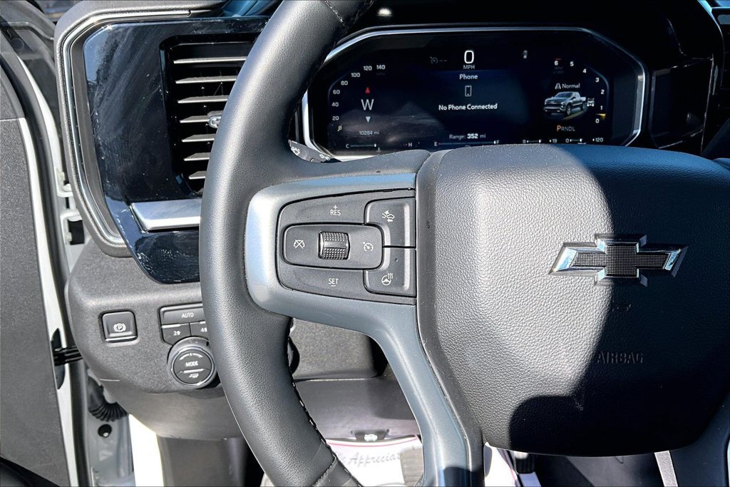 Used 2026 Chevrolet Silverado 1500 RST AWD/4WD image 21