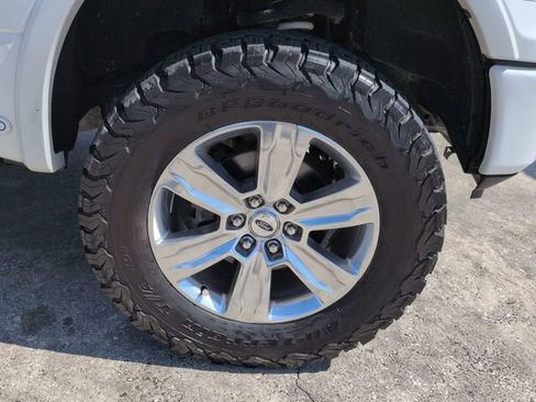 Used 2020 Ford F150 Platinum w/ Equipment Group 701A Luxury AWD/4WD image 11