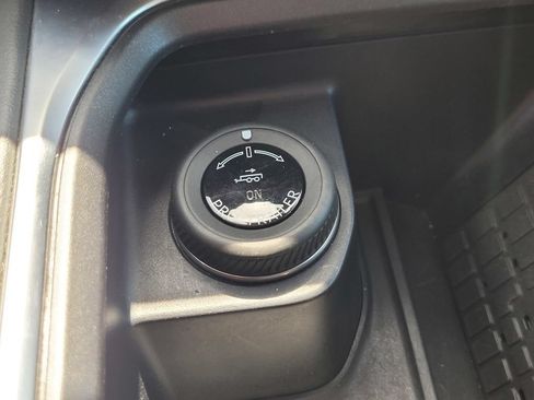 Used 2025 Ford Expedition Max Active AWD/4WD image 24
