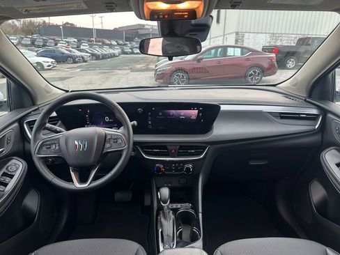 Used 2025 Buick Encore GX Preferred image 31