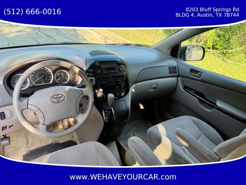 Used 2004 Toyota Sienna CE FWD image 13