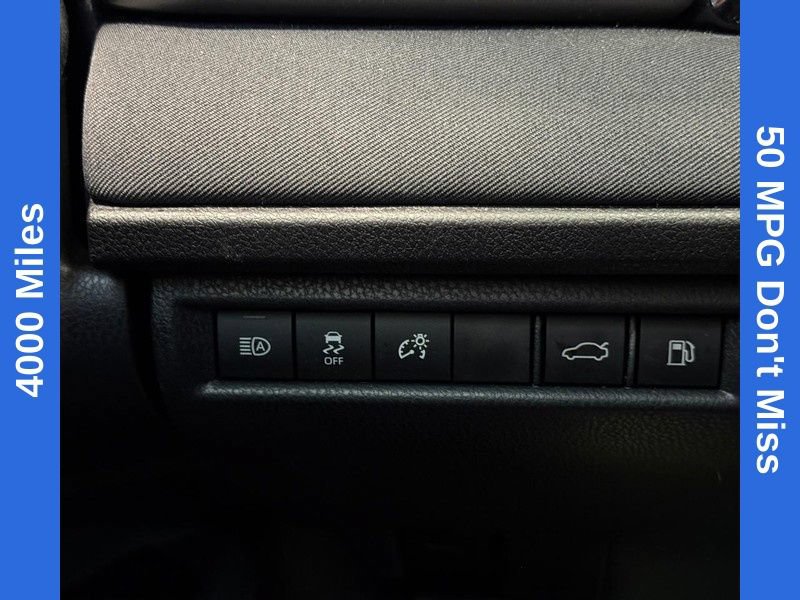 Used 2026 Toyota Camry LE FWD image 28