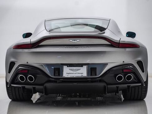 Used 2025 Aston Martin V8 Vantage Coupe RWD image 7