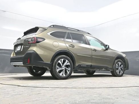 Used 2022 Subaru Outback Limited image 40