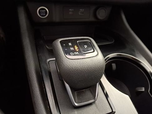 Used 2023 Nissan Rogue SV w/ SV Premium Package FWD image 19