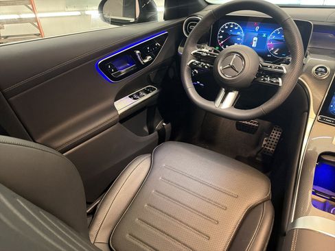 Used 2026 Mercedes-Benz GLC 300 4MATIC image 27