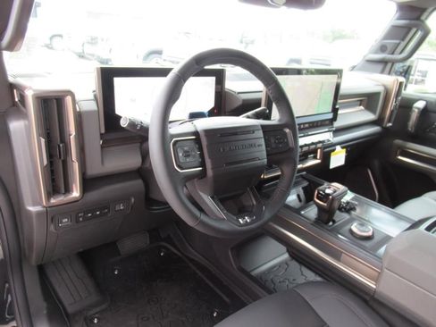 New 2025 GMC Hummer EV 2X image 14