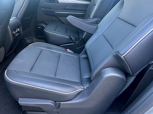 Used 2026 Buick Enclave Preferred FWD image 25