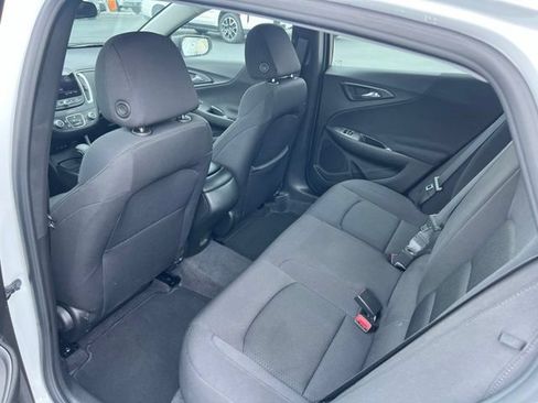 Used 2023 Chevrolet Malibu LS FWD image 29