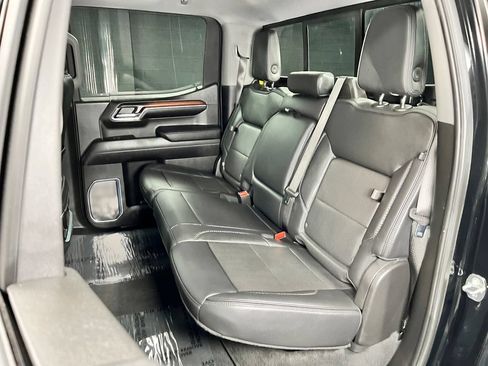 Used 2024 GMC Sierra 1500 Denali w/ Denali Reserve Package AWD/4WD image 19