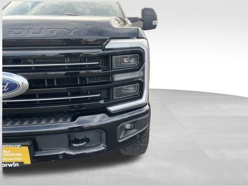 Used 2025 Ford F350 Platinum w/ Tremor Off-Road Package image 7