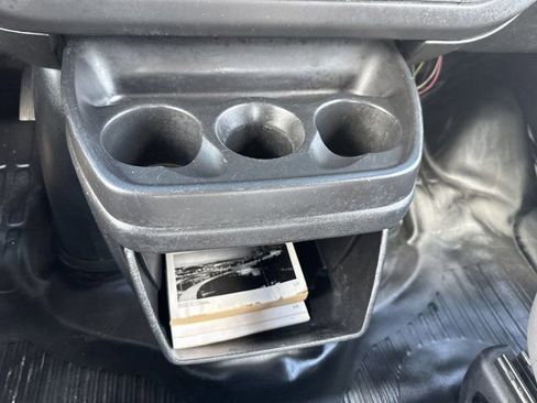 Used 2014 Chevrolet Express 2500 RWD image 18