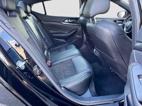 Used 2023 Nissan Maxima SR w/ Sport Mat Group FWD image 26