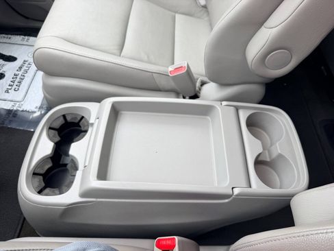 Used 2015 Honda Odyssey EX-L image 47