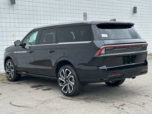 New 2026 Lincoln Navigator L Reserve AWD/4WD image 31