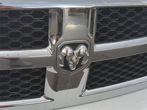 Certified 2022 RAM 1500 Classic SLT w/ Electronics Group image 11