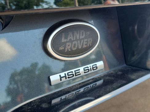 Used 2018 Land Rover Discovery HSE AWD/4WD image 30