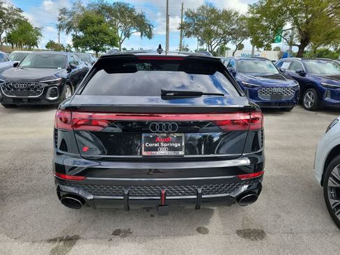 New 2026 Audi RS Q8 performance image 7