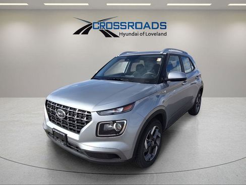 Used 2025 Hyundai Venue SEL image 1