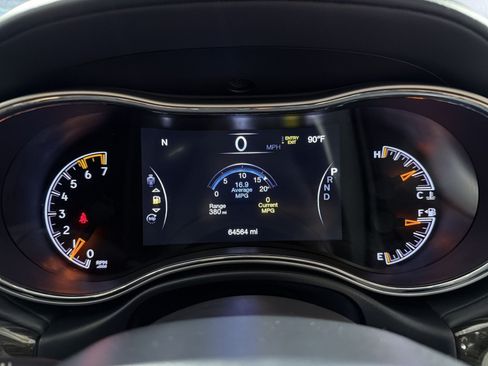 Used 2020 Jeep Grand Cherokee Summit AWD/4WD image 35