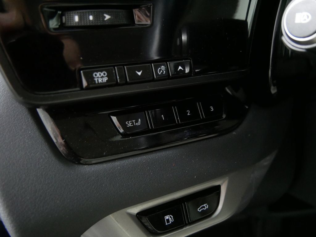 Used 2024 Lexus RX 350 Premium w/ Cold Area Package AWD/4WD image 17